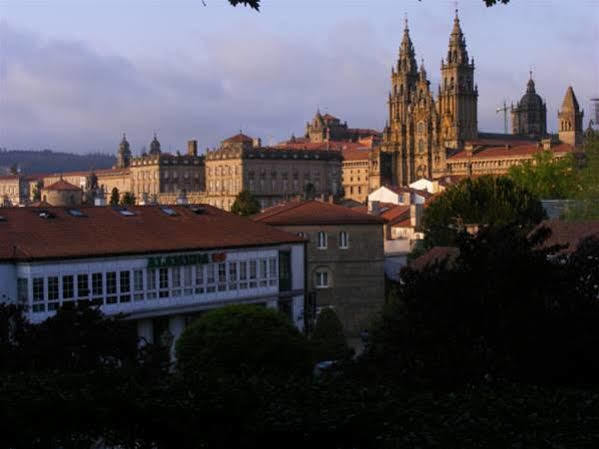 Pr Alameda Santiago de Compostela Exterior foto